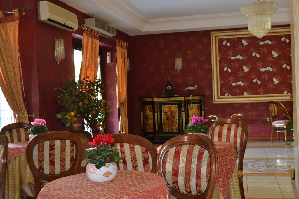 โรงแรมริสโตรันเต โดนาโต เอสอาร์แอล Calvizzano ภายนอก รูปภาพ