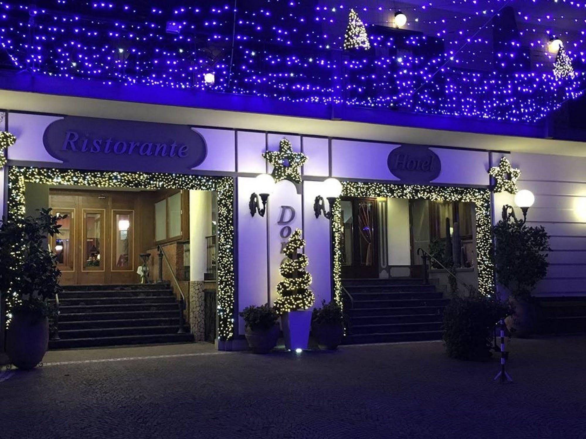 โรงแรมริสโตรันเต โดนาโต เอสอาร์แอล Calvizzano ภายนอก รูปภาพ